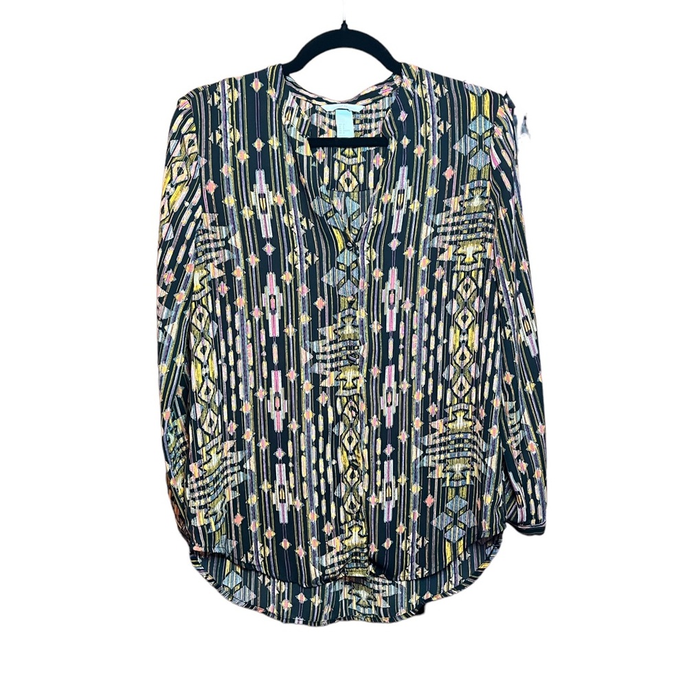 H&M tribal artsy Aztec abstract button up blouse, size 8